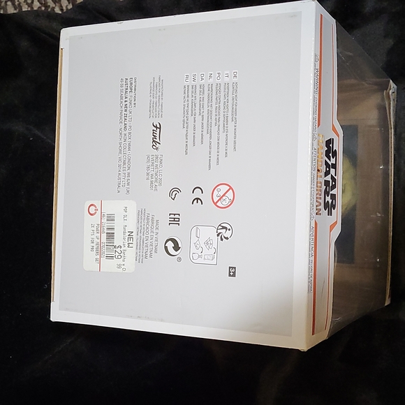 The mandalorian and the child on bantha pop - Picture 9 of 11